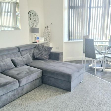 Deluxe Apartments On Mersey One 黑潭 外观 照片